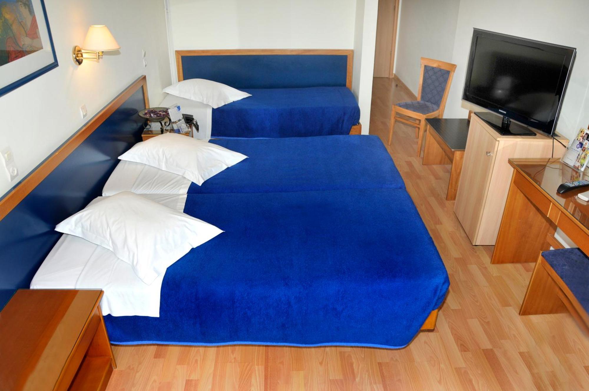 Hotel Elena ลาเมีย ภายนอก รูปภาพ