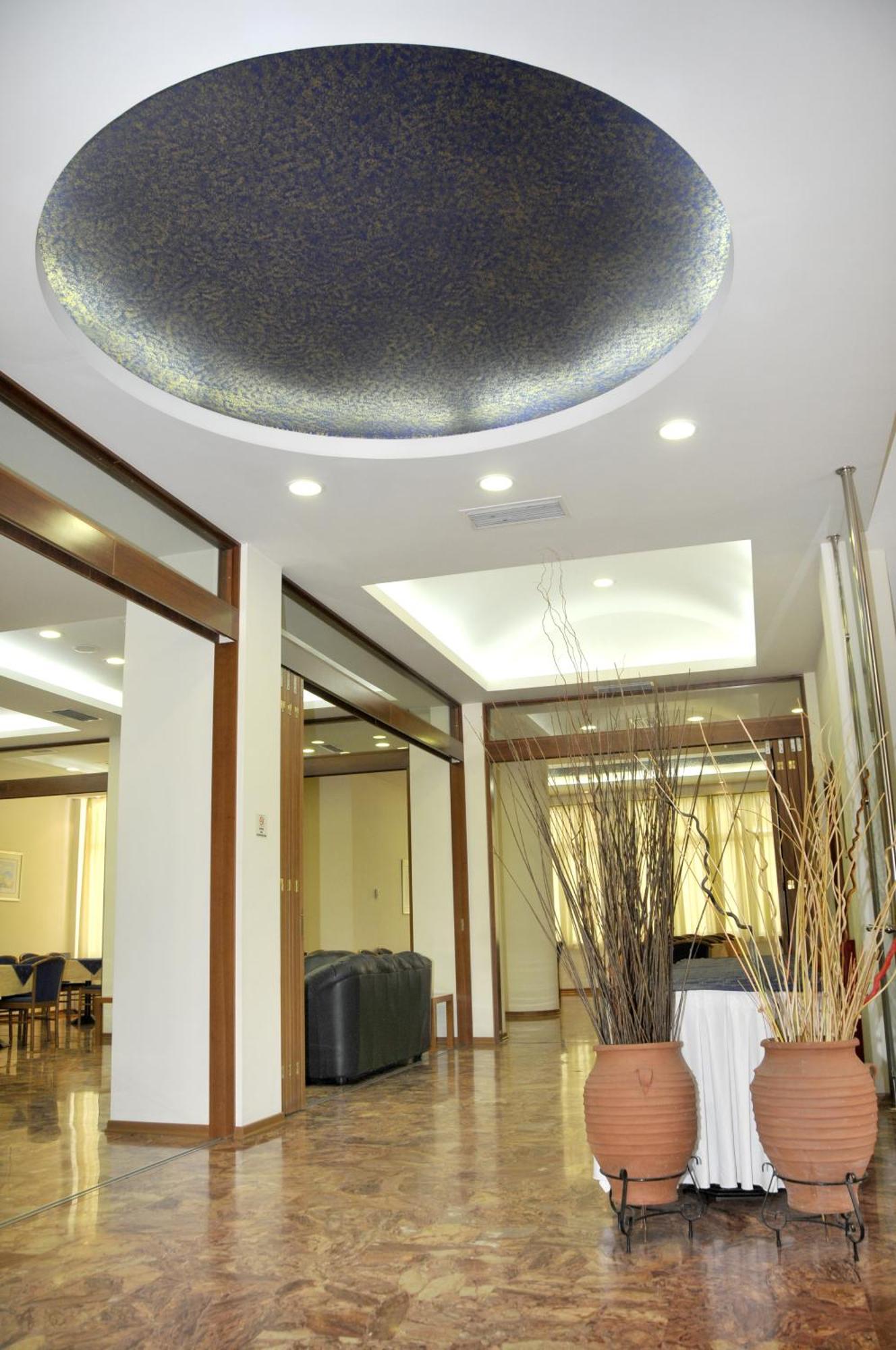 Hotel Elena ลาเมีย ภายนอก รูปภาพ